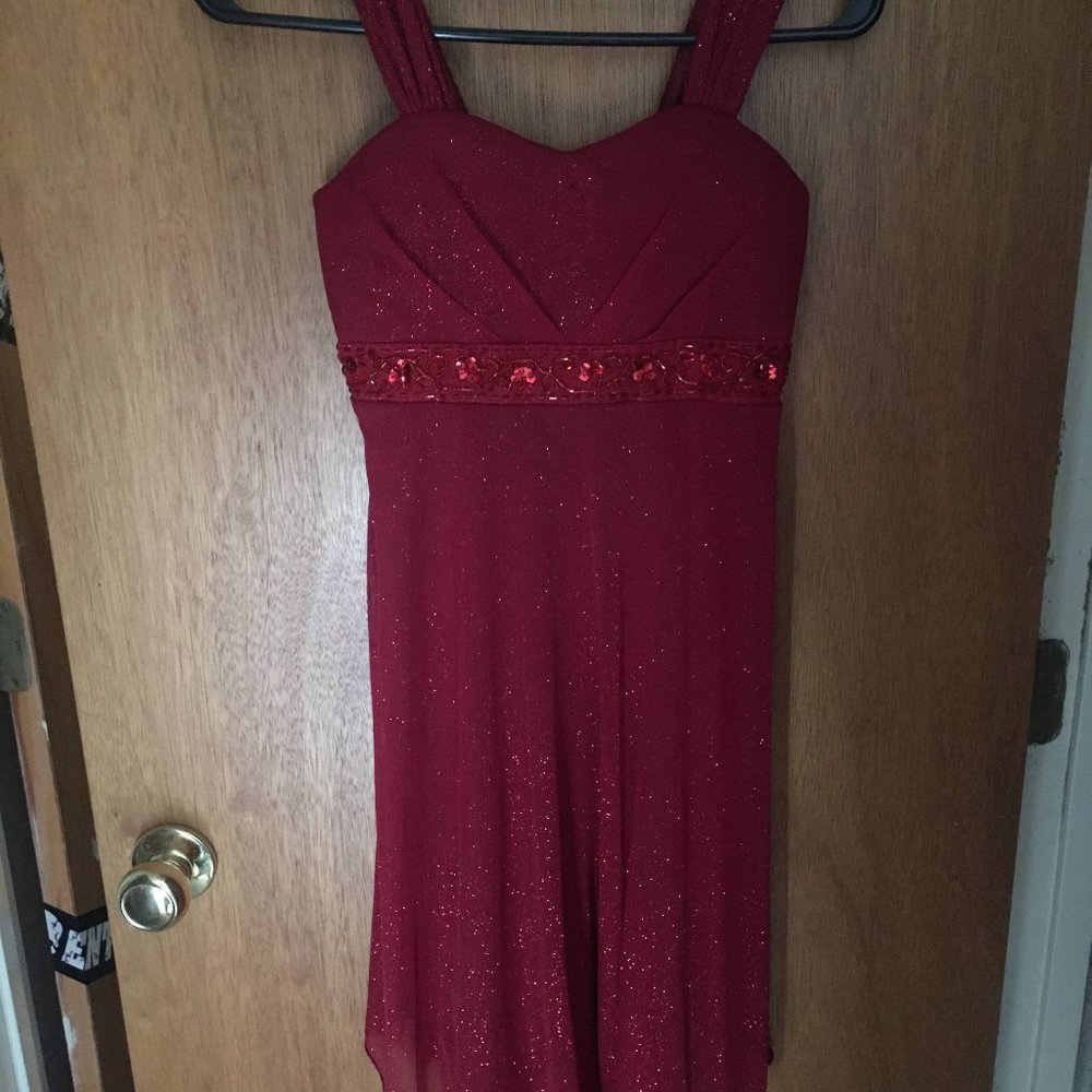 Formal seasonal dress